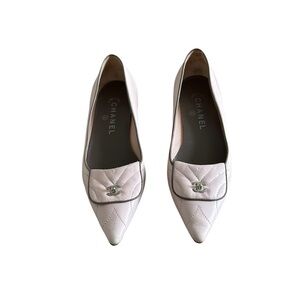 Chanel Vintage Quilted Leather Pointy Toe Turnlock Flats